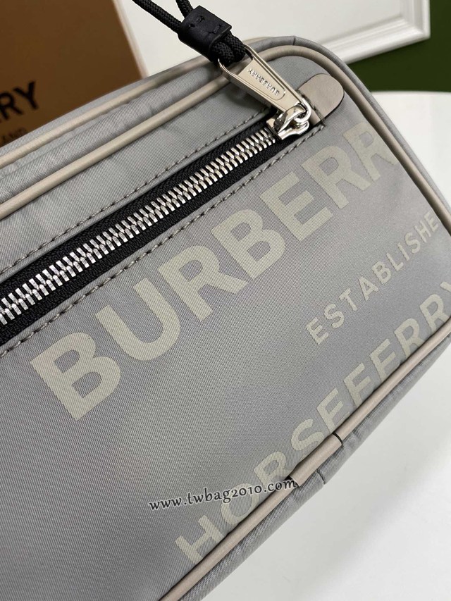 Burberry專門店新款Vintage復古格紋斜背包 巴寶莉男士斜挎包 yxb1191